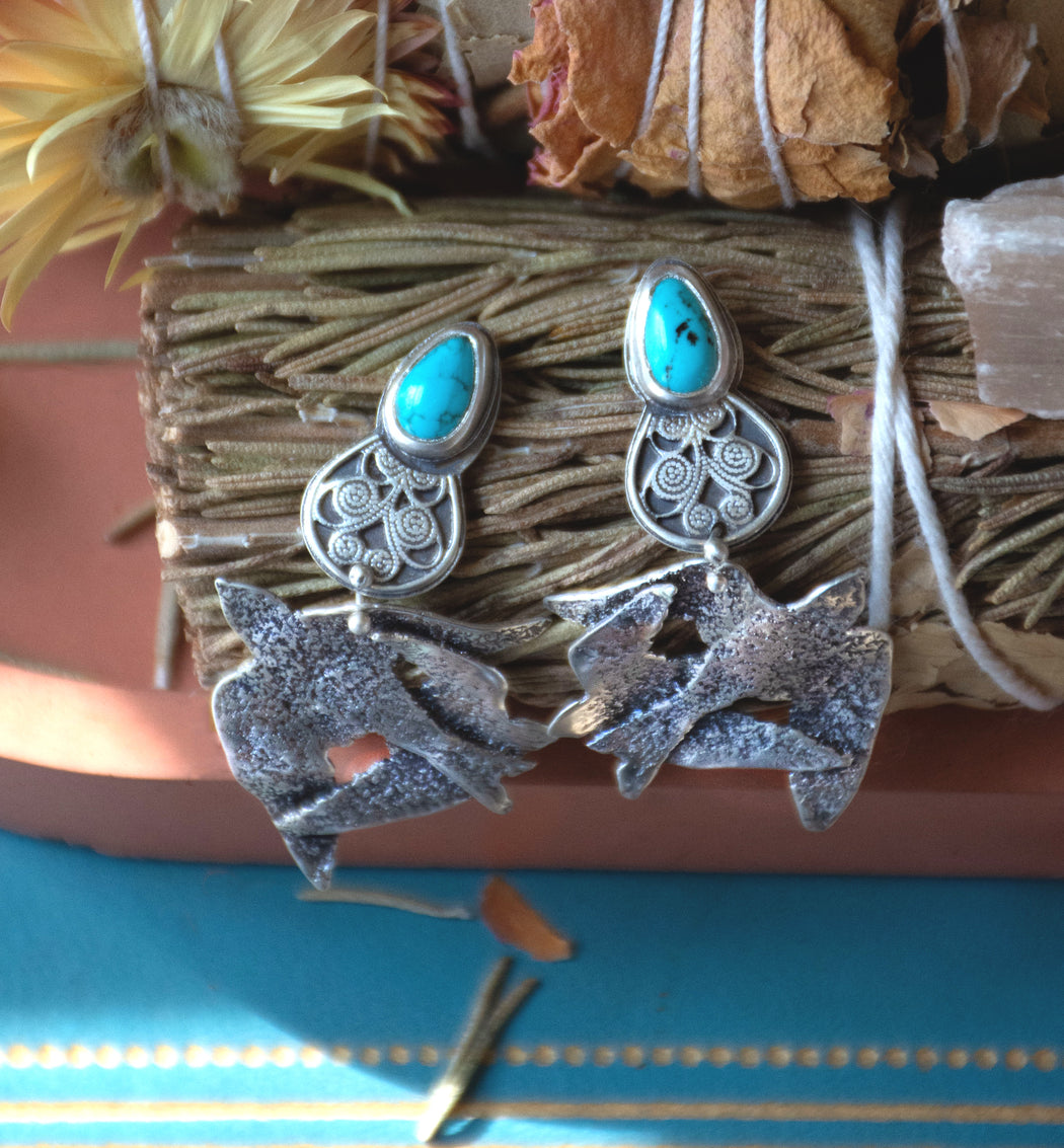 Under My Wing - Kingman Turquoise