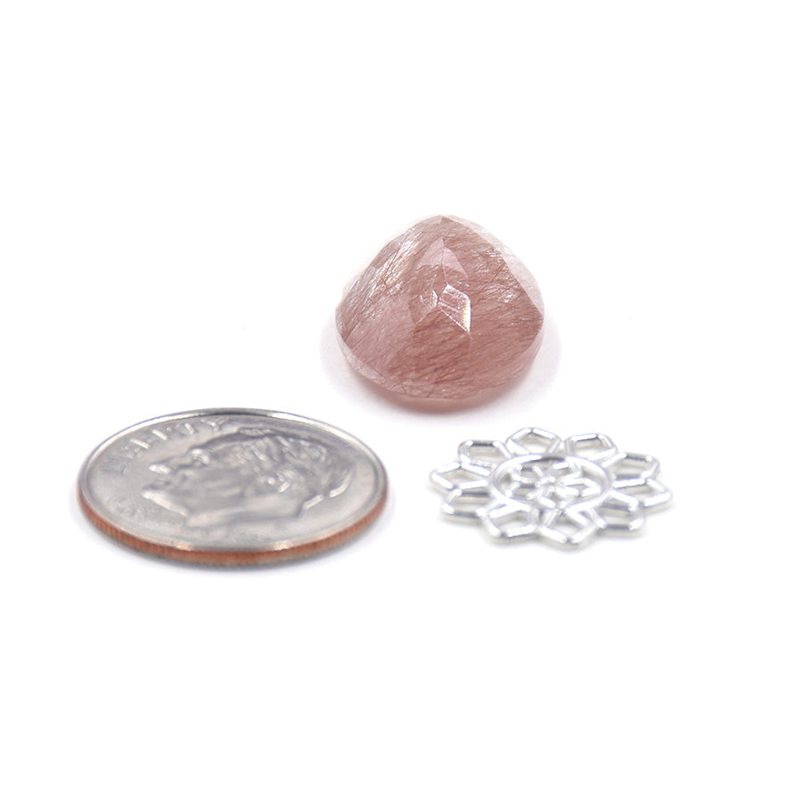 N2 - Rutilated Quartz