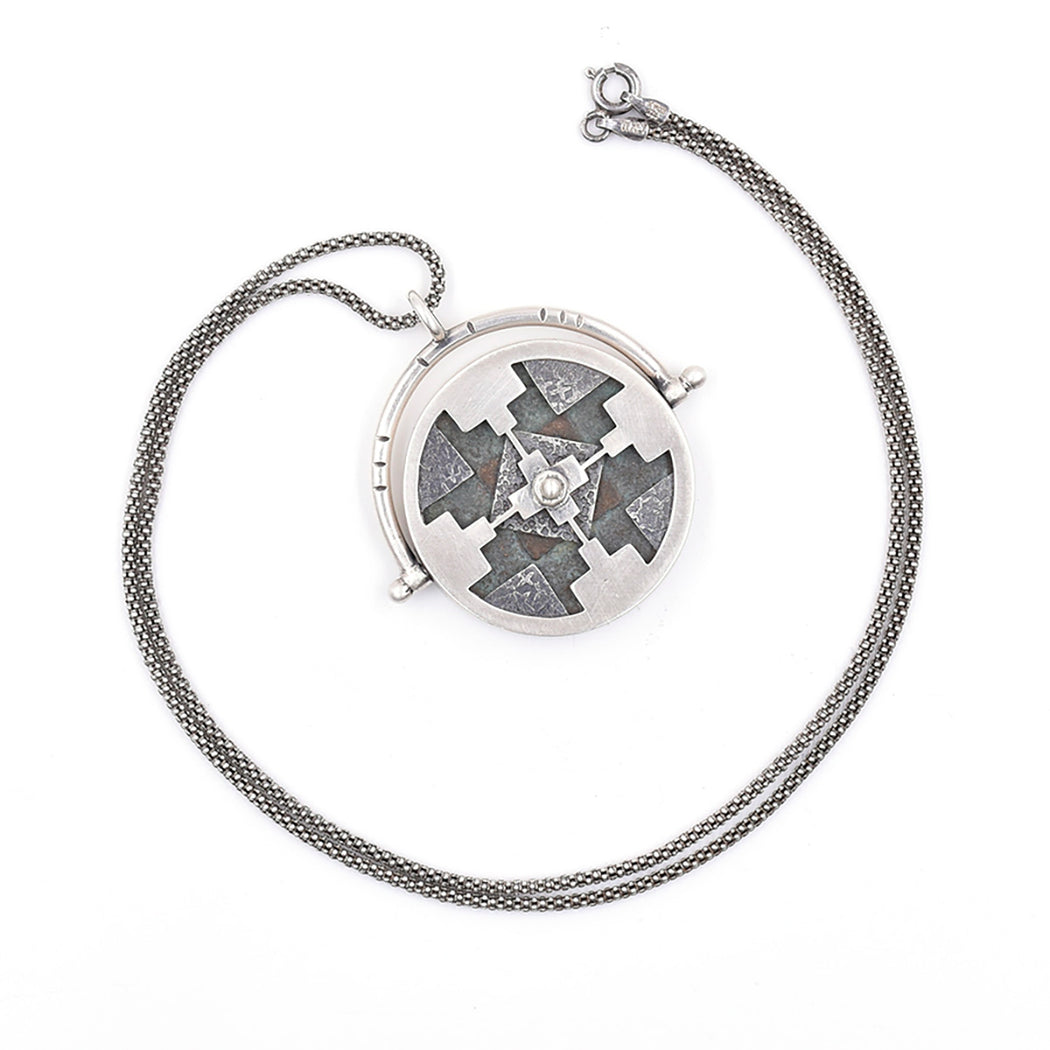 Class Sample - Swivel Pendant E