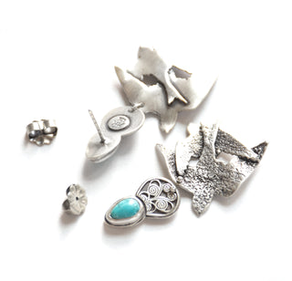 Under My Wing - Kingman Turquoise